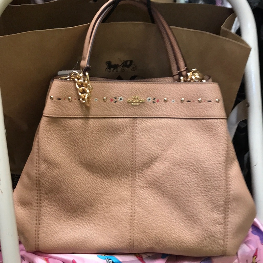 Flash Sale $85 NWT LEXY CHAIN SHOULDER BAG